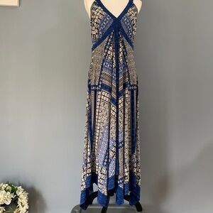 INC Maxi Dress Size XL Silky Soft Beautiful Comfortable Style Fits Easily